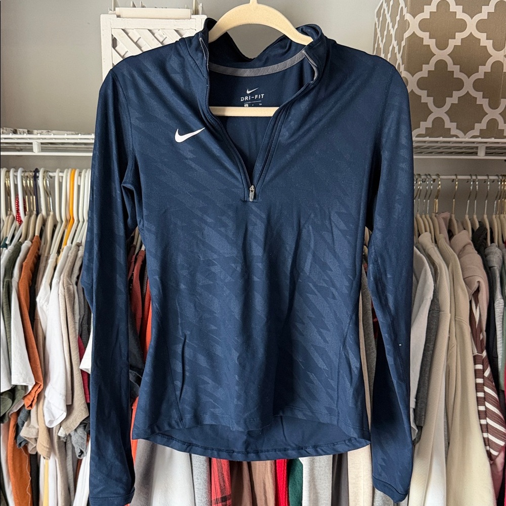 Nike Women's Navy Drifit 1/4 Zip